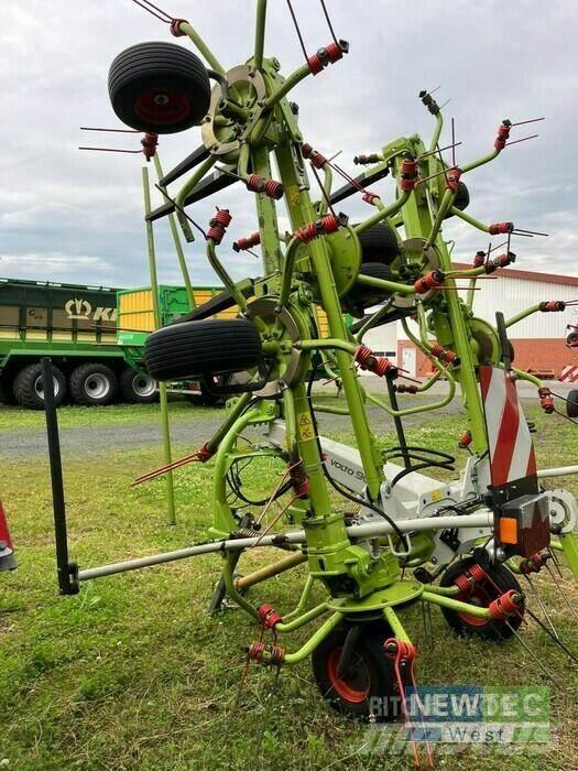 CLAAS VOLTO 900 Rastrillos y henificadores
