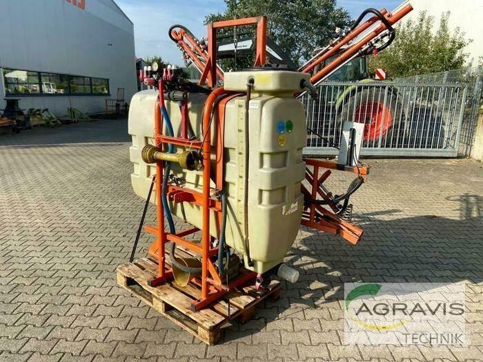 Douven 600 L Pulverizadores arrastrados