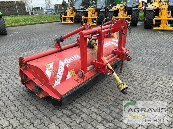 Dücker UM 27 Segadoras y cortadoras de hojas para pastos