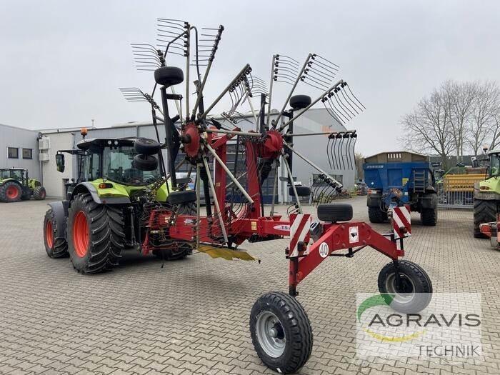 Fella TS 880 Rastrillos y henificadores
