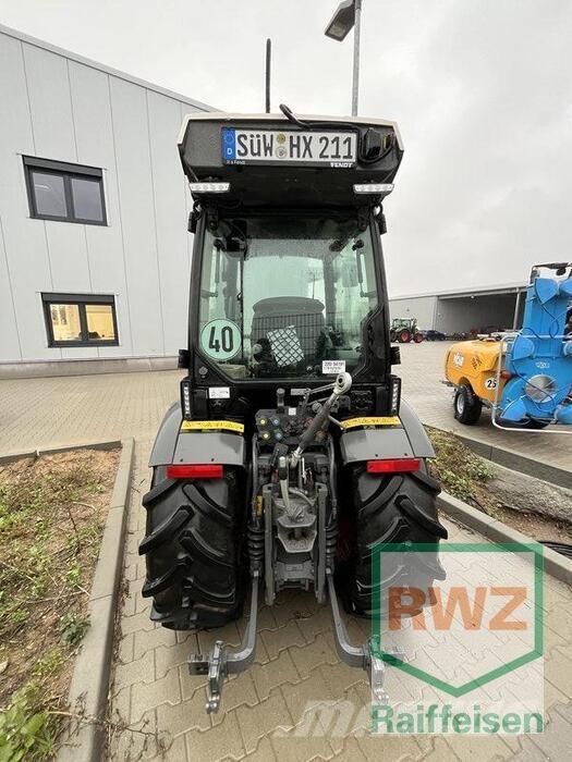 Fendt 211 V Vario Gen3 Tractores