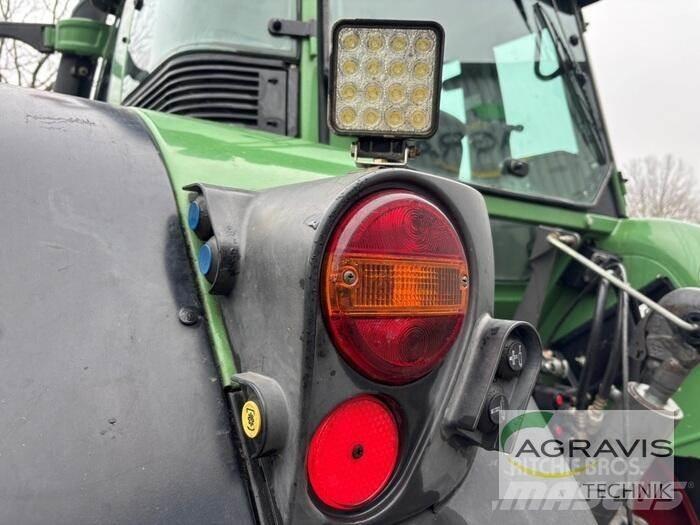 Fendt 712 VARIO Tractores