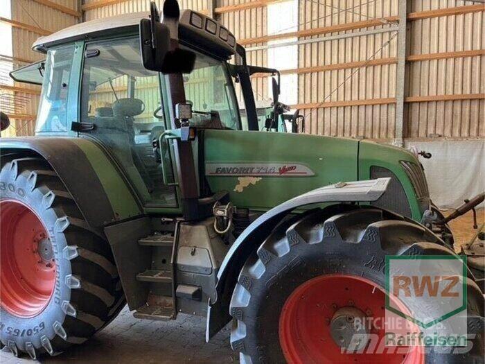 Fendt 714 Tractores