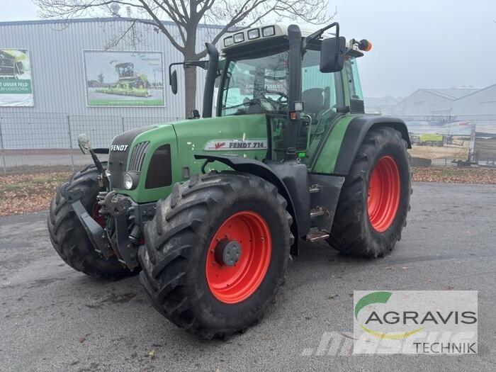 Fendt 714 VARIO Tractores
