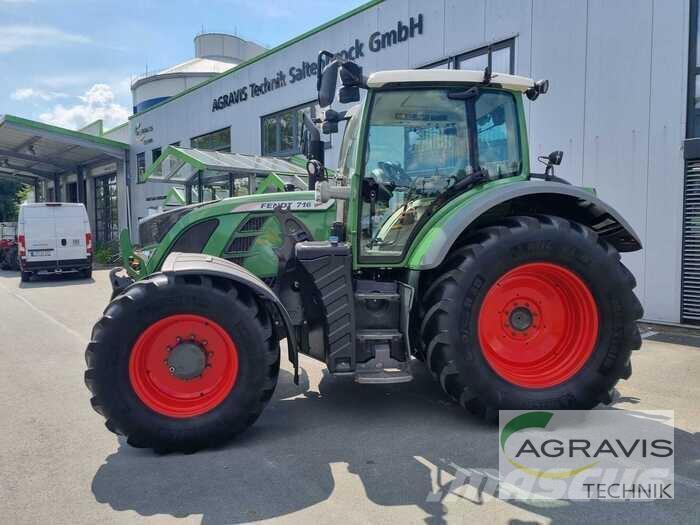 Fendt 714 VARIO SCR Tractores