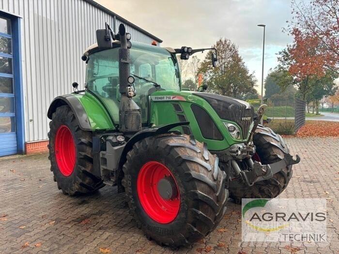 Fendt 718 VARIO SCR Tractores