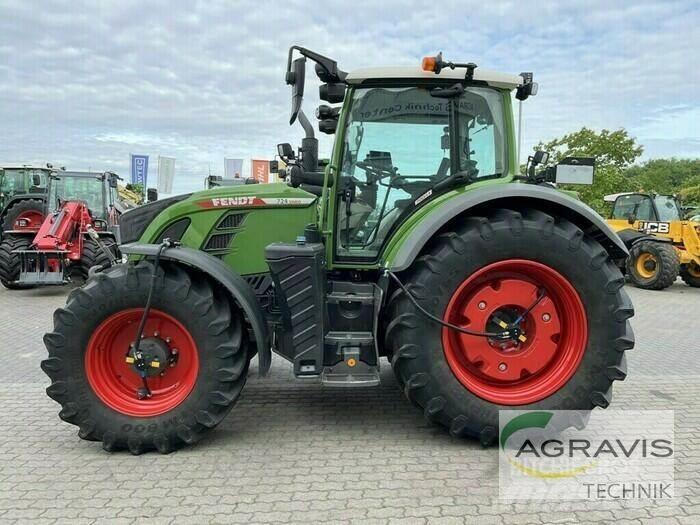 Fendt 724 VARIO GEN-6 Tractores
