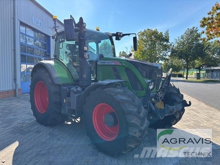 Fendt 724 VARIO S4 Tractores