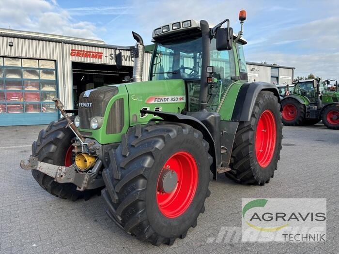 Fendt 820 VARIO Tractores