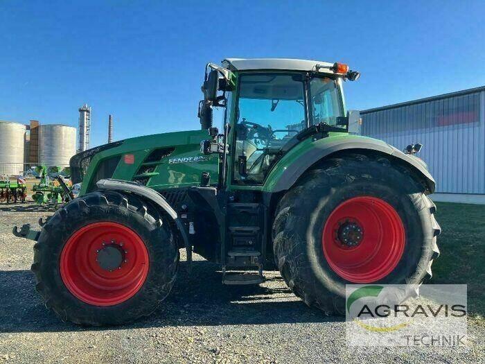 Fendt 824 VARIO SCR Tractores