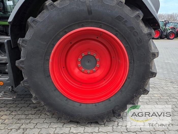 Fendt 828 VARIO S4 Tractores