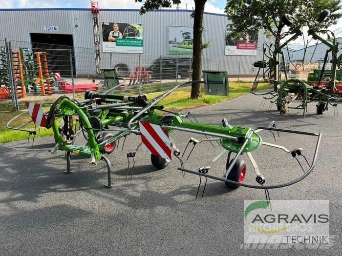 Fendt TWISTER 5204 DN Rastrillos y henificadores
