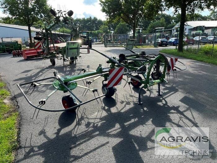 Fendt TWISTER 5204 DN Rastrillos y henificadores