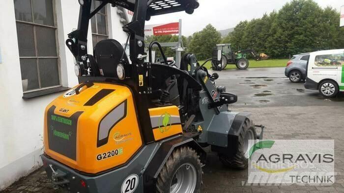 GiANT G2200E-3 Cargadoras sobre ruedas