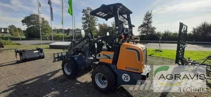 GiANT G2300 HD Cargadoras sobre ruedas