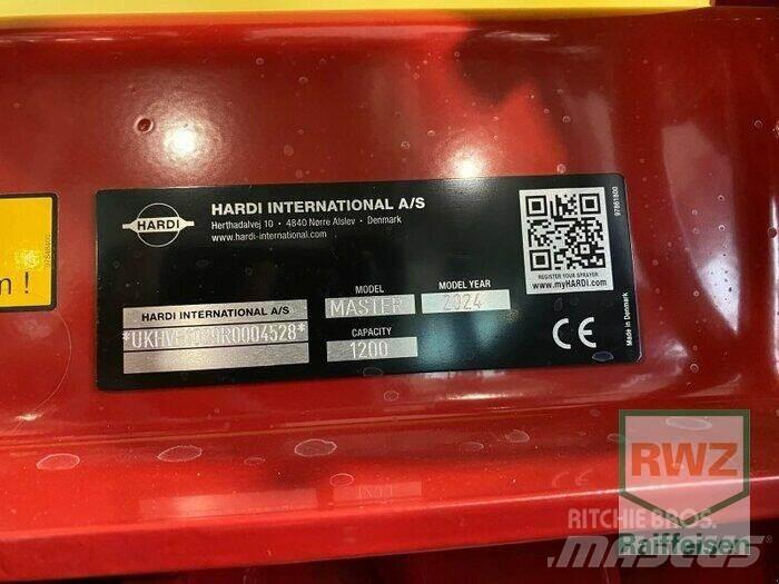 Hardi MASTER PRO 1200 Pulverizadores arrastrados