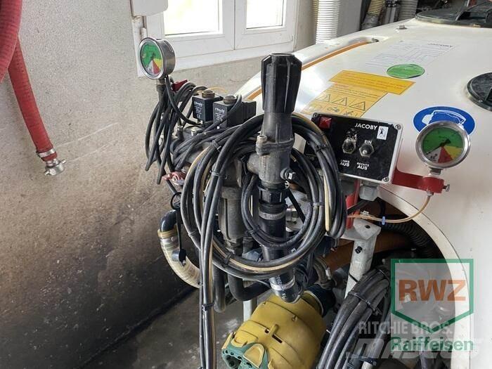Jacoby Turbomat 800 SR Segadoras y cortadoras de hojas para pastos