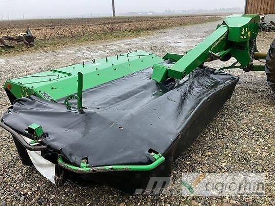 John Deere 328 A Segadoras