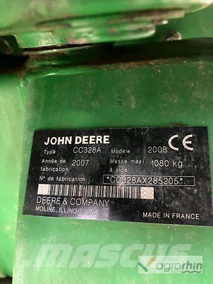 John Deere 328 A Segadoras