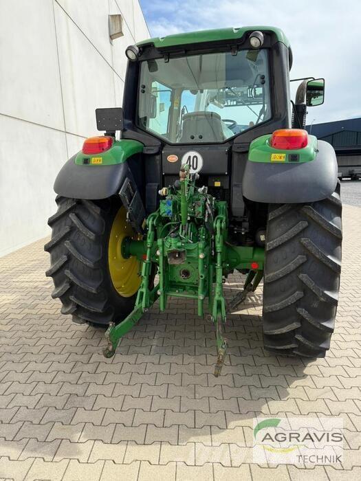 John Deere 6115 R Tractores