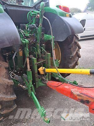 John Deere 6120M Tractores