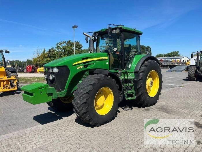 John Deere 7830 Tractores