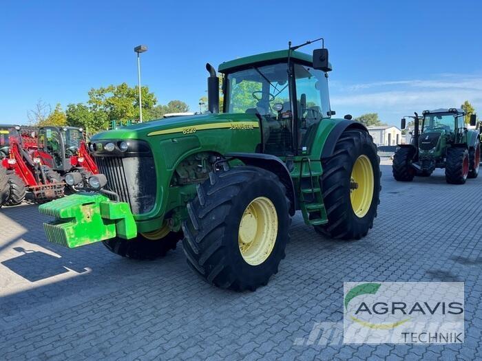 John Deere 8320 Tractores