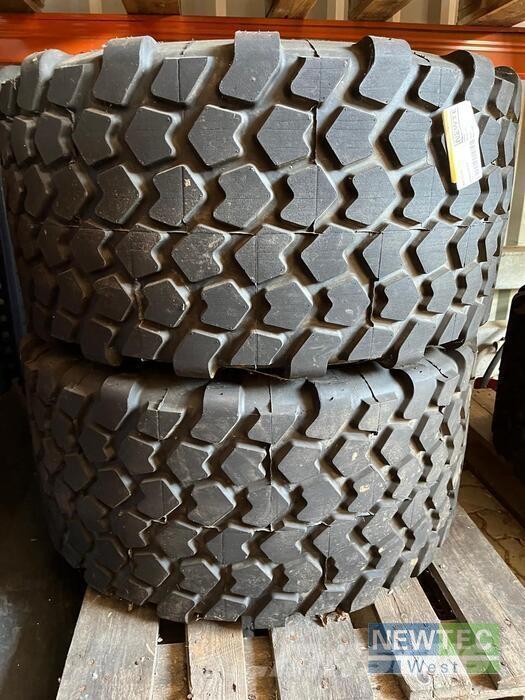  KR445/45R19.5 Neumáticos, ruedas y llantas