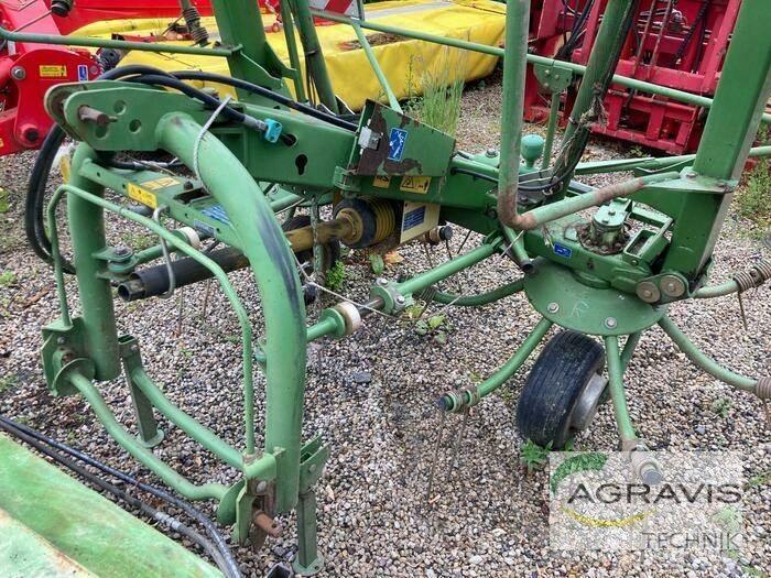 Krone KW 7.70/6 Rastrillos y henificadores