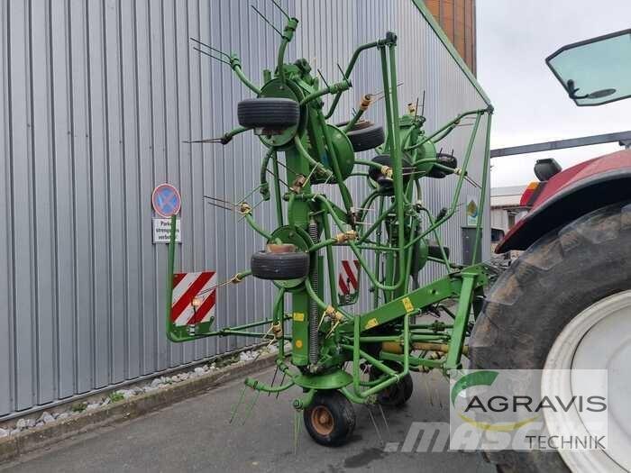 Krone KW 8.82 Rastrillos y henificadores