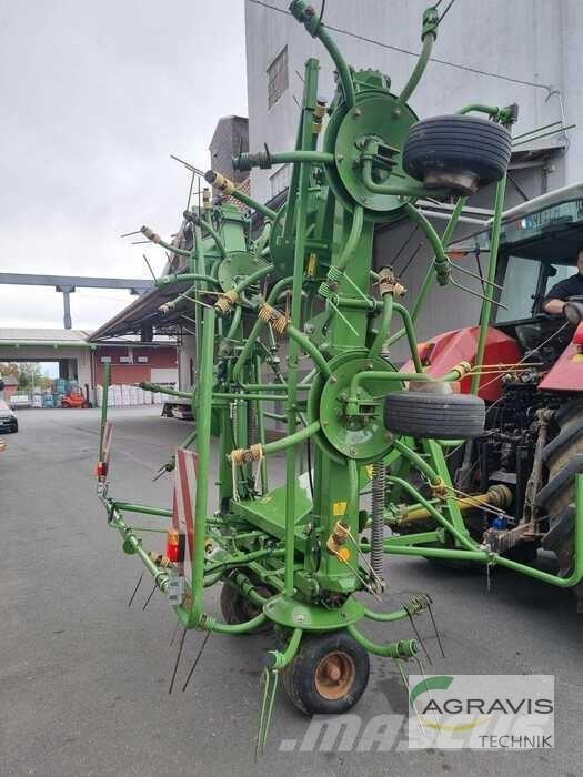 Krone KW 8.82 Rastrillos y henificadores