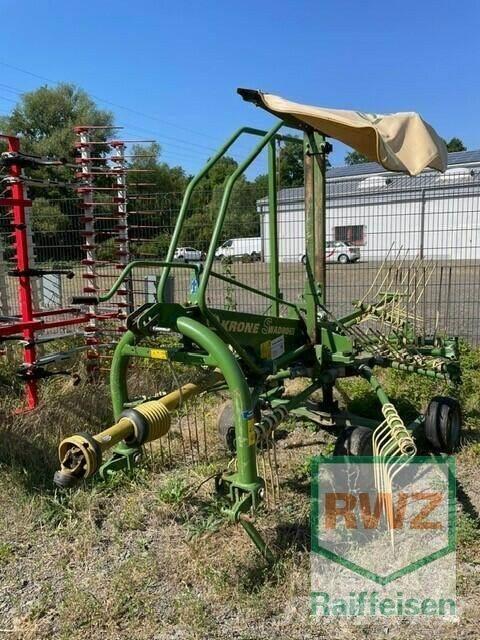 Krone Swadro 38 Rastrillos y henificadores