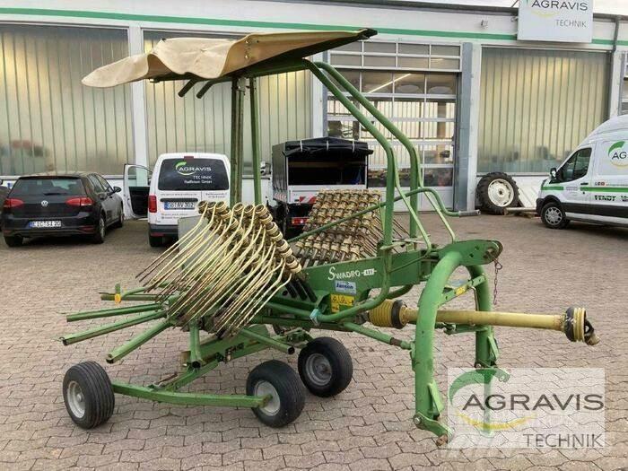 Krone SWADRO 421 Rastrillos y henificadores