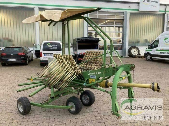 Krone SWADRO 421 Rastrillos y henificadores