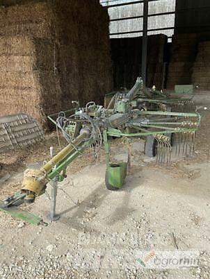 Krone SWADRO 710/26T Rastrillos y henificadores