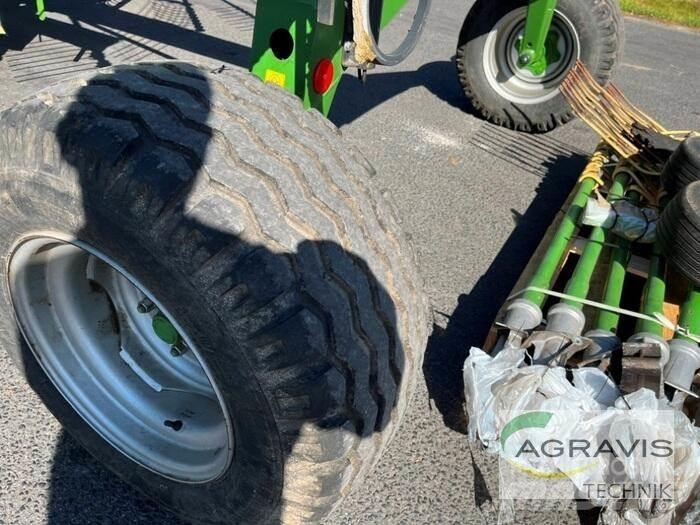 Krone SWADRO TC 880 Rastrillos y henificadores