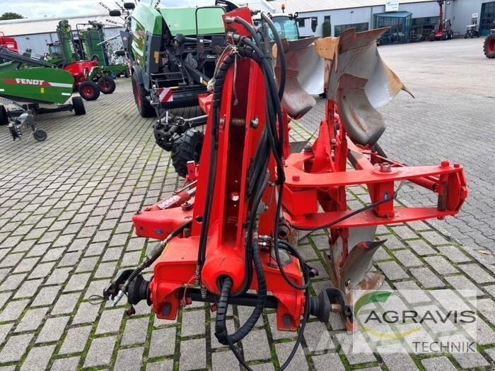 Kuhn VARI-MASTER 152 Arados reversibles suspendidos