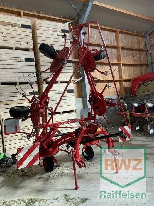 Lely Lotus 770 Rastrillos y henificadores