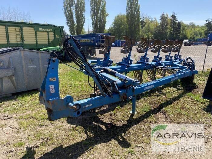 Lemken VARI-DIAMANT 10 Arados reversibles suspendidos