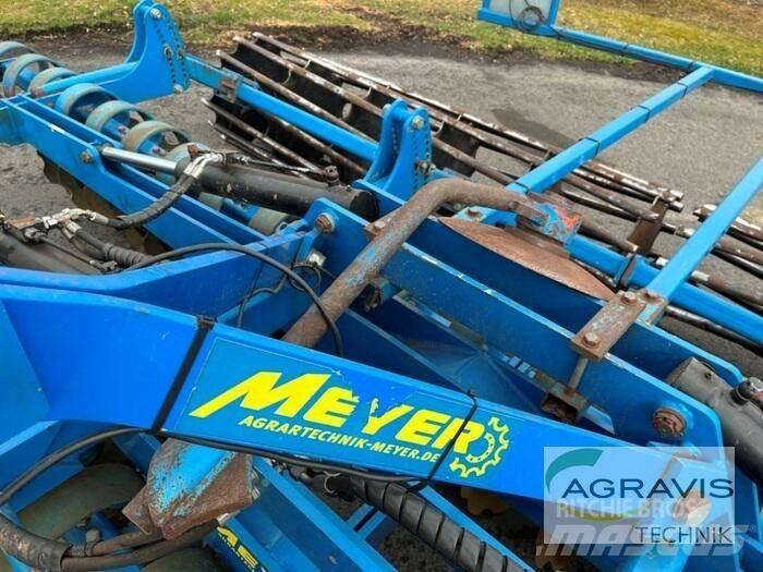 Meyer KSE 550 Gradas