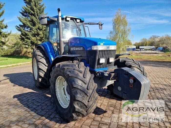 New Holland 8870 Tractores