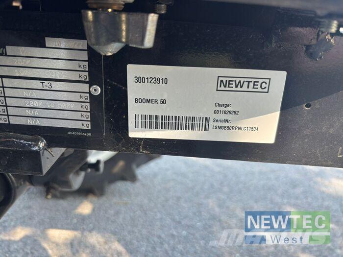 New Holland BOOMER 50 Tractores