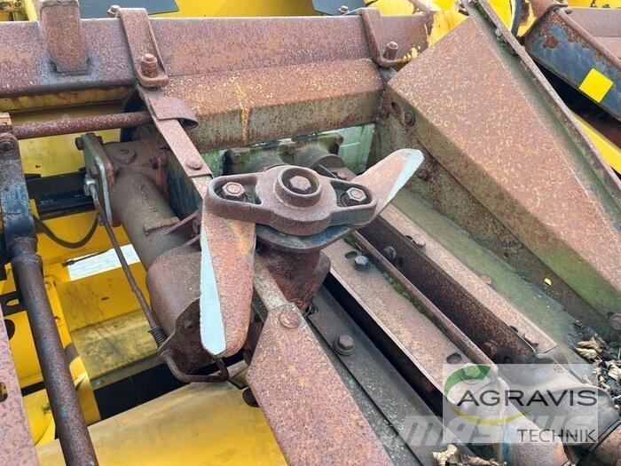New Holland MF 875 W Accesorios para cosechadoras combinadas