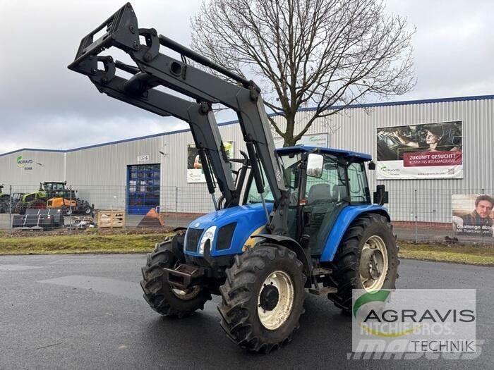 New Holland TLA 100 Tractores