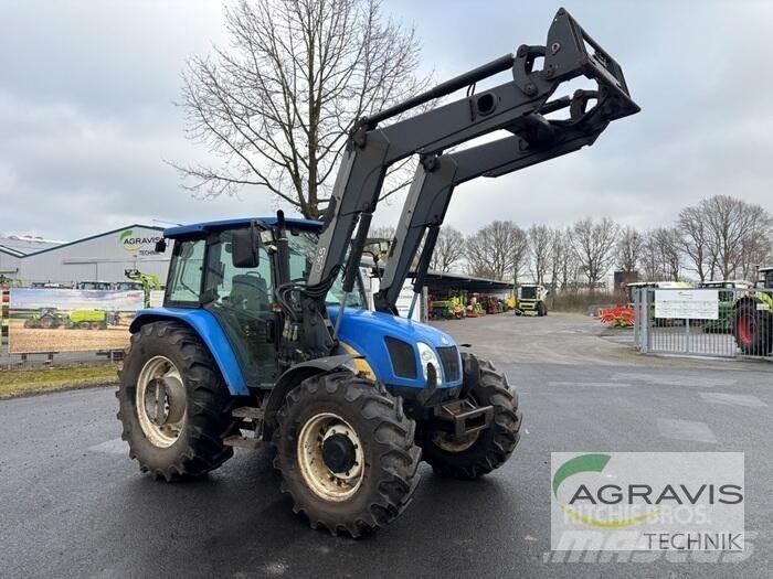 New Holland TLA 100 Tractores