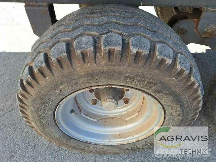 Oehler SST 80 Remolques esparcidores de estiércol