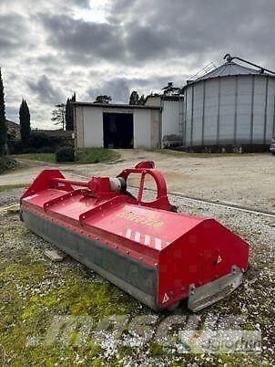Omarv CUNEO 320 Segadoras y cortadoras de hojas para pastos