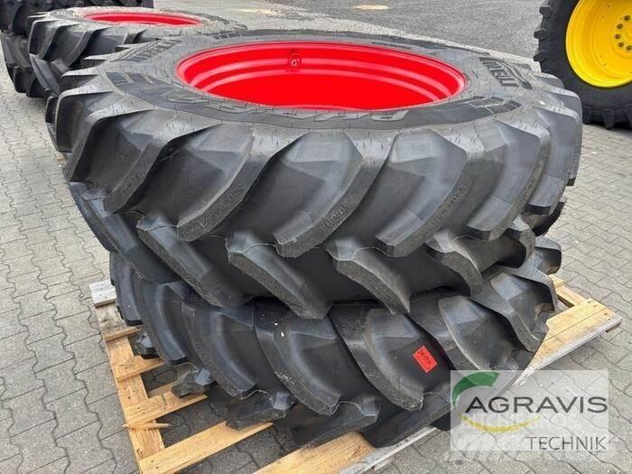 Pirelli KR 520/85R42 Neumáticos, ruedas y llantas