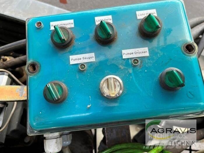  RFT 12500-2084 Remolques esparcidores de estiércol