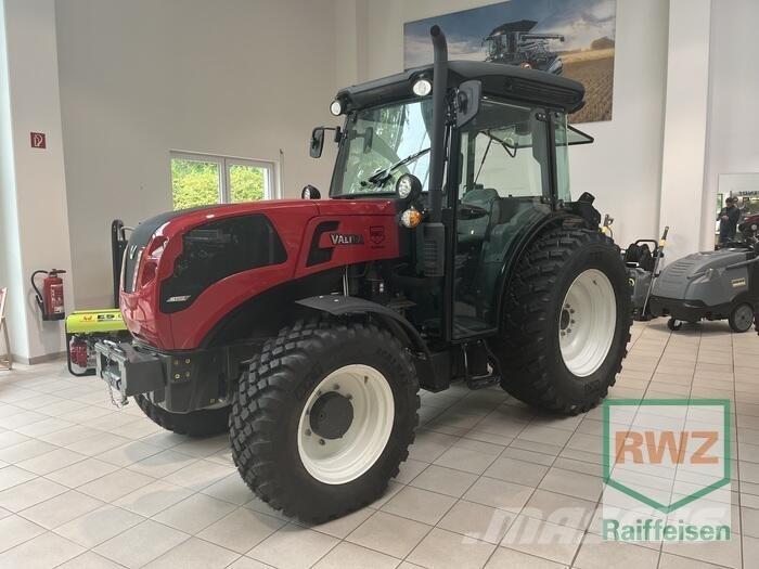 Valtra F105S 2D3 Tractores